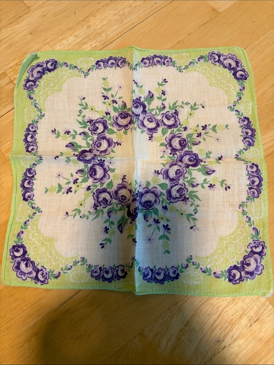 Accessories - Vintage 1950s Printed Floral Handkerchief - Purple & Mint Green  Cabbage Roses,
